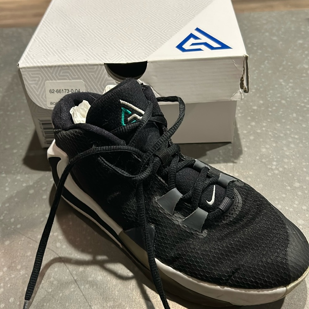 Nike Freak 1 youth size 4.5